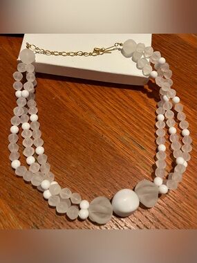 NEW Lee Sands Vintage White & Opaque Beaded Multi-Strand Necklace 19.5”